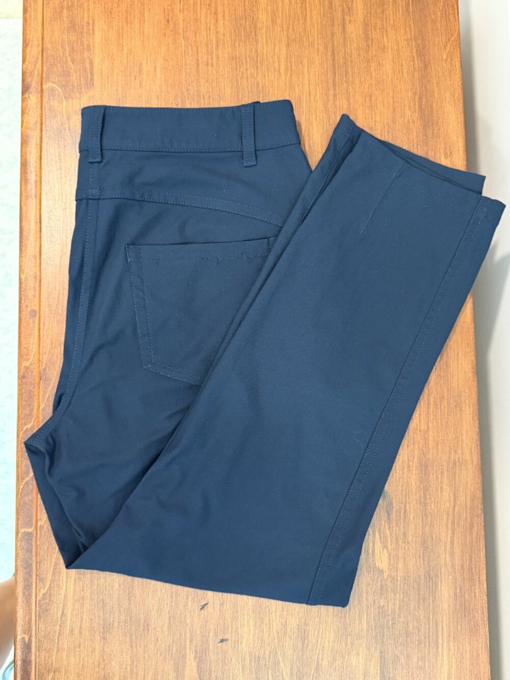 Lululemon Womens City Sleek 5 Pocket 7/8 Pant Size 29 True Navy Stretch